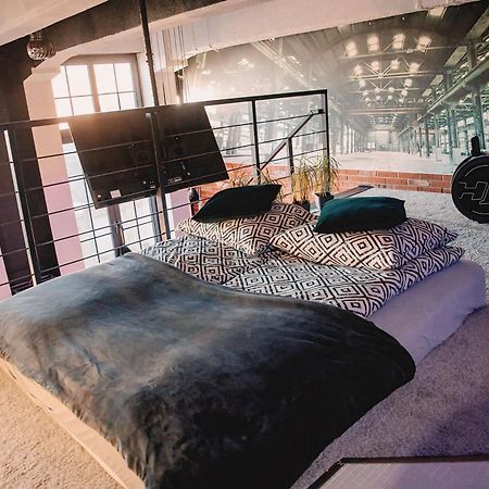 Loft Przedzalnia Apartment Zyrardow Bagian luar foto