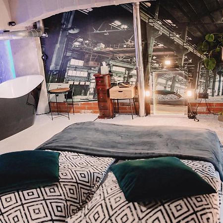 Loft Przedzalnia Apartment Zyrardow Bagian luar foto